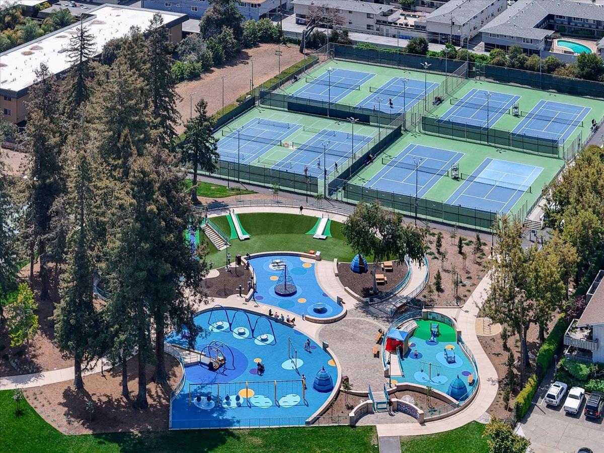 Detail Gallery Image 85 of 98 For 1918 Stella St, Mountain View,  CA 94043 - 4 Beds | 2/2 Baths