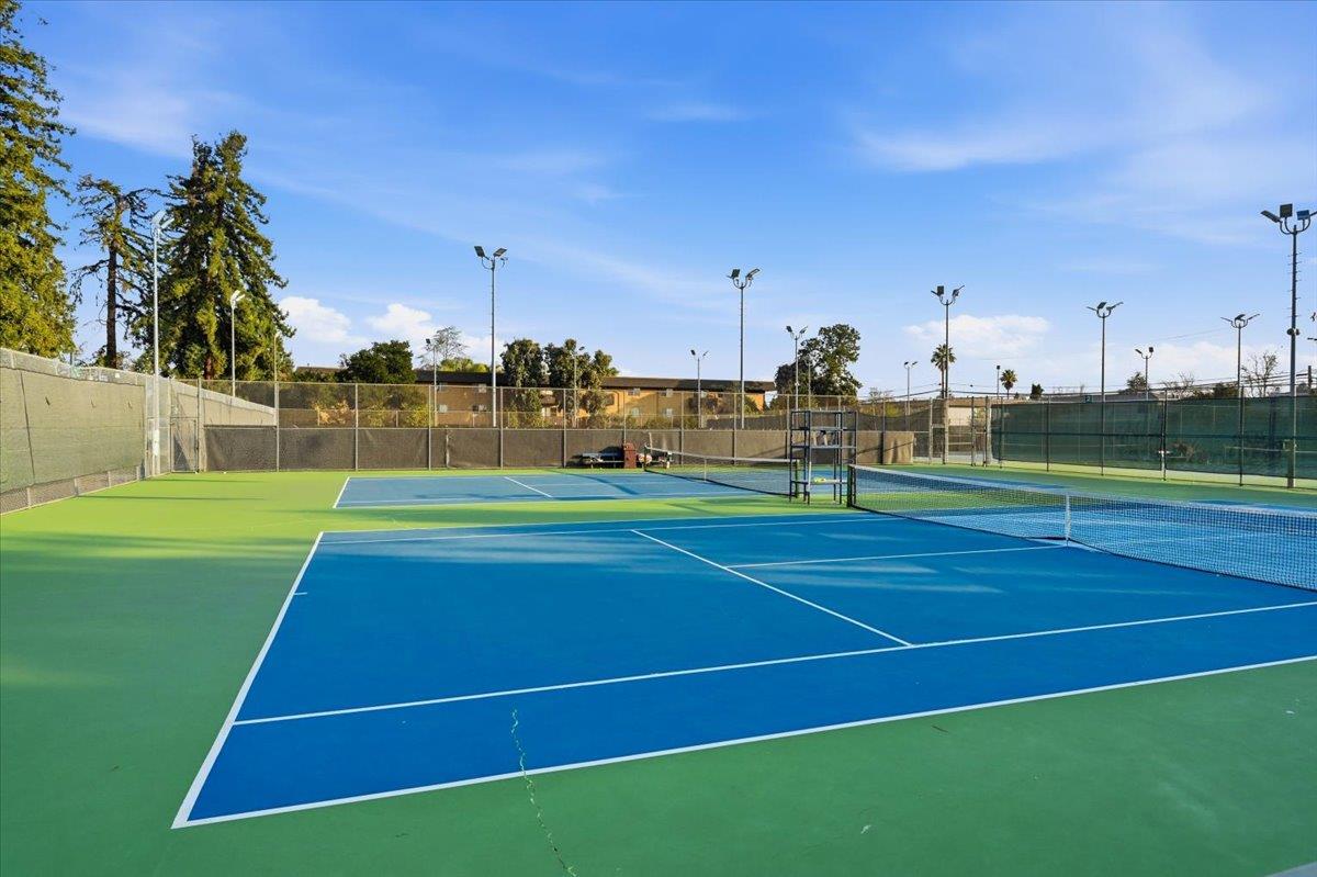 Detail Gallery Image 93 of 98 For 1918 Stella St, Mountain View,  CA 94043 - 4 Beds | 2/2 Baths