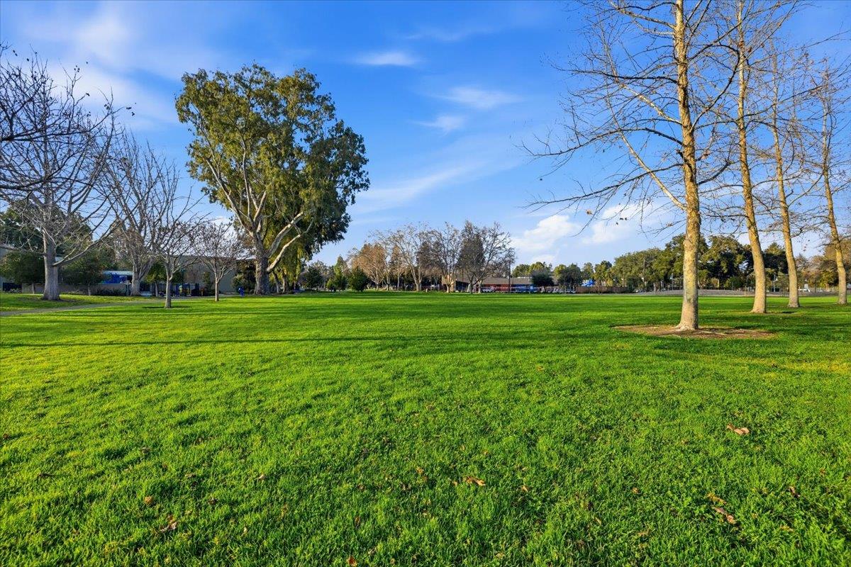 Detail Gallery Image 95 of 98 For 1918 Stella St, Mountain View,  CA 94043 - 4 Beds | 2/2 Baths