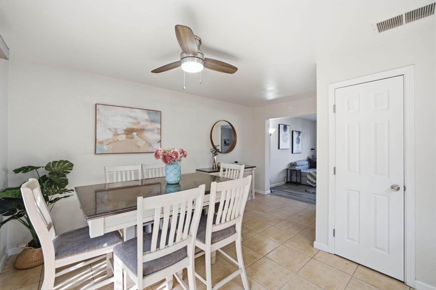 Photo #8: ML82044107 Listing: Photo #8