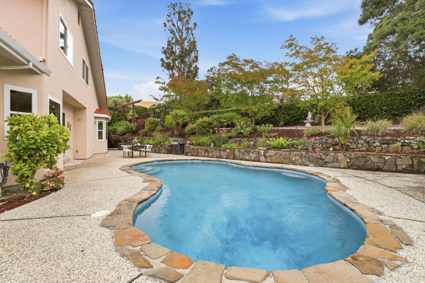 16 Bennett Road, Redwood City, CA, 94062