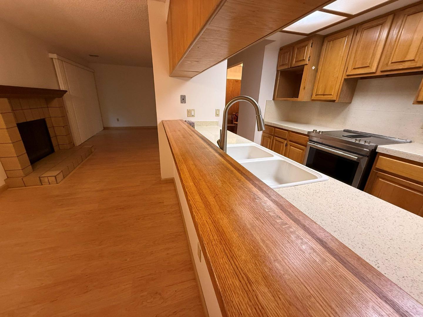 Photo #2: ML82044112 Listing: Photo #2