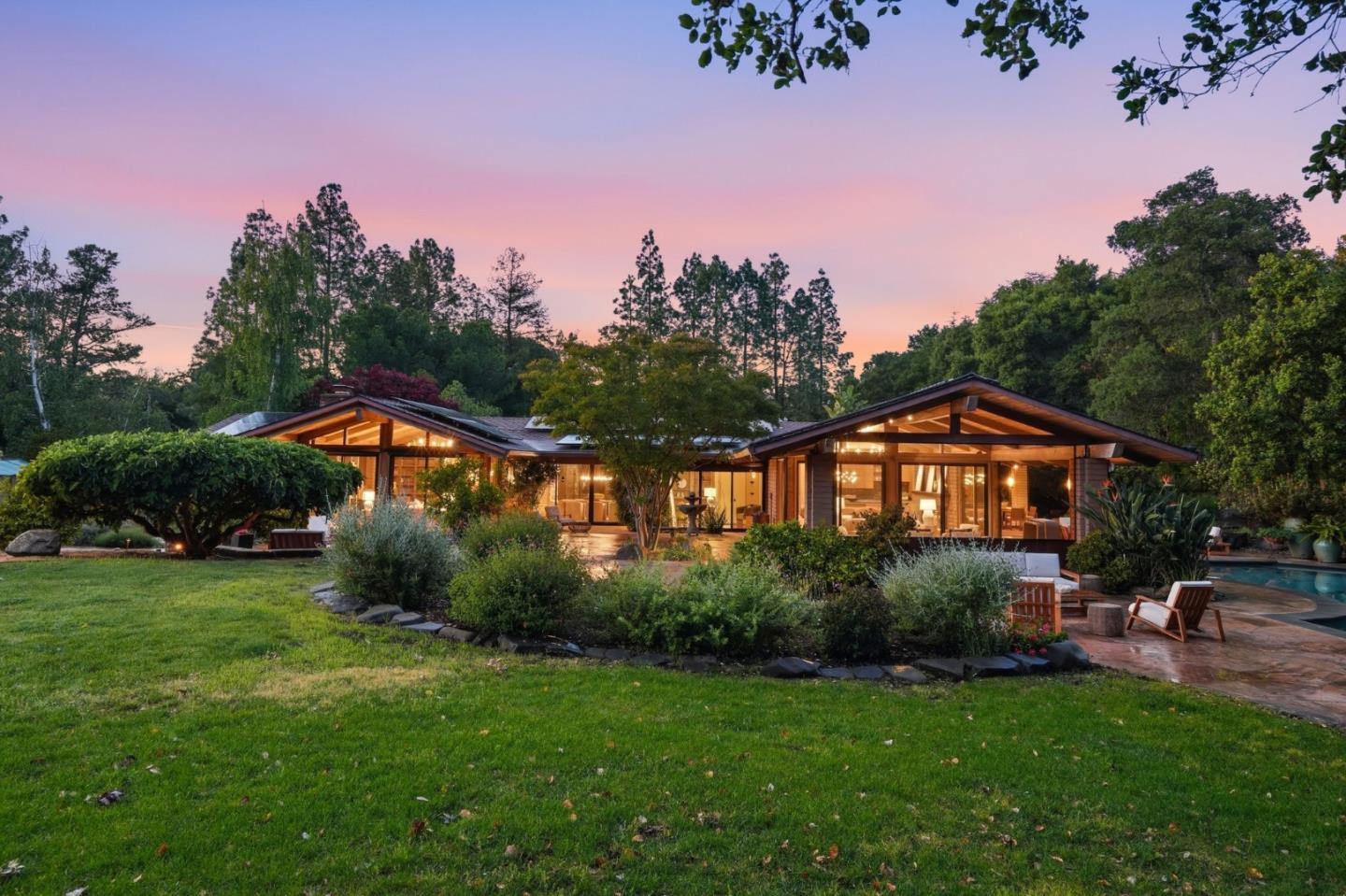 Loyola Drive, Los Altos, CA, 94024