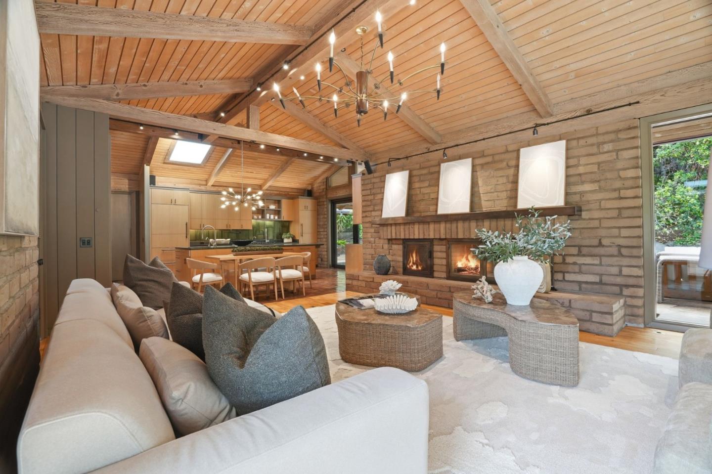 Loyola Drive, Los Altos, CA, 94024