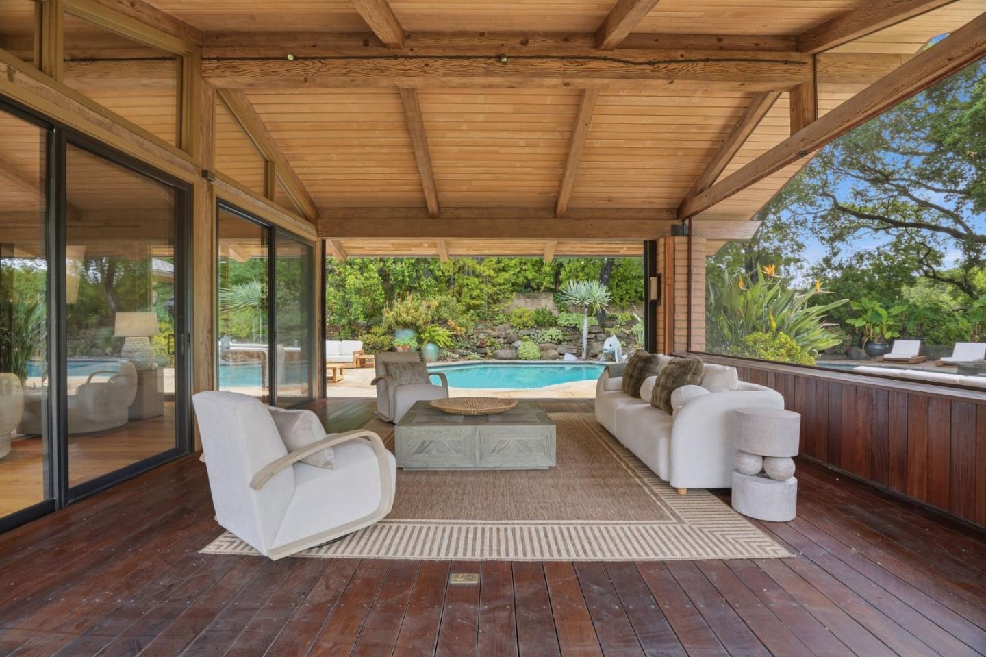 Loyola Drive, Los Altos, CA, 94024