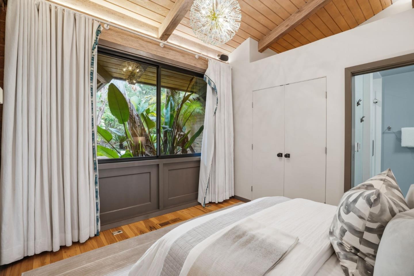 Loyola Drive, Los Altos, CA, 94024