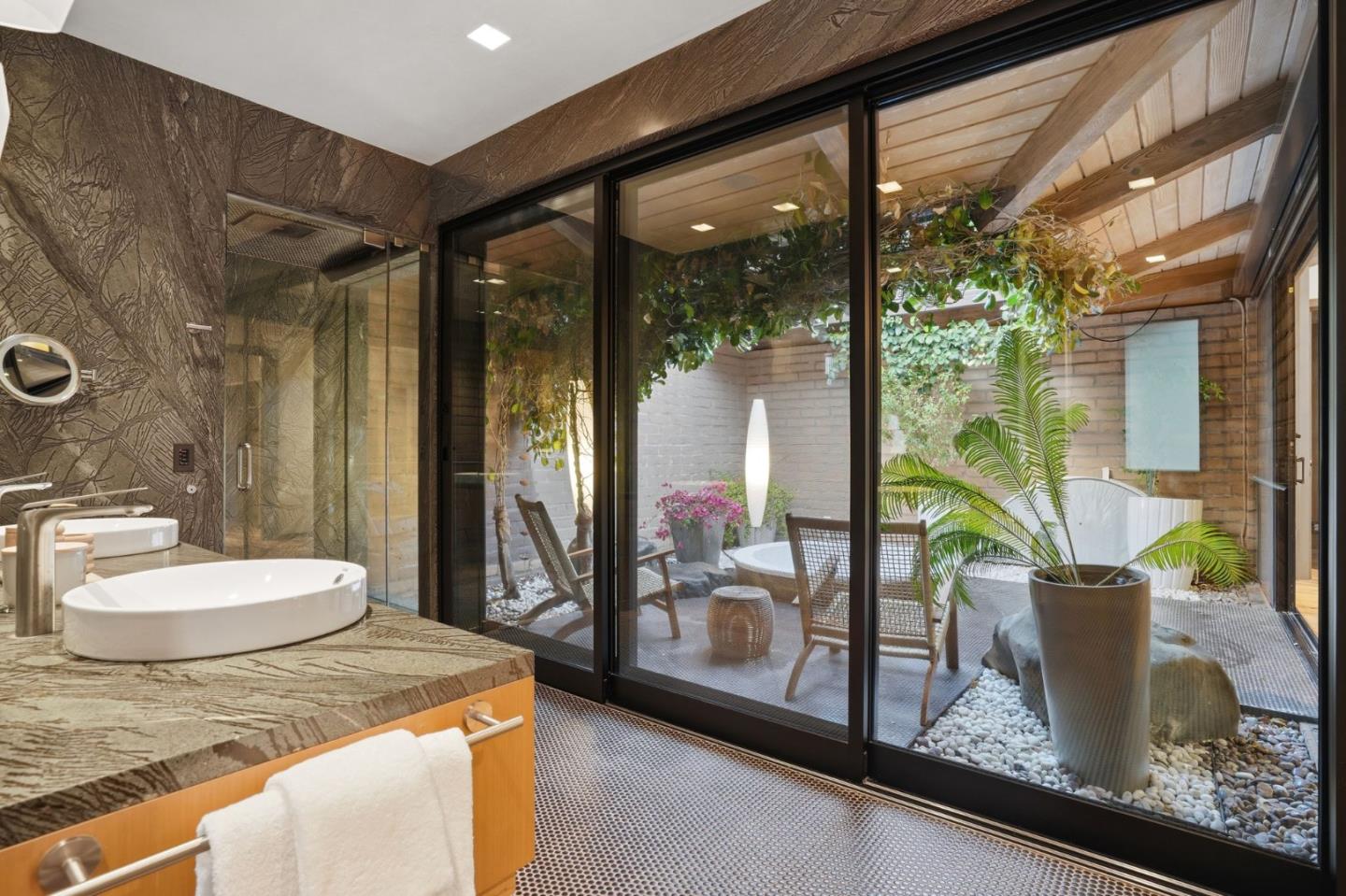 Loyola Drive, Los Altos, CA, 94024