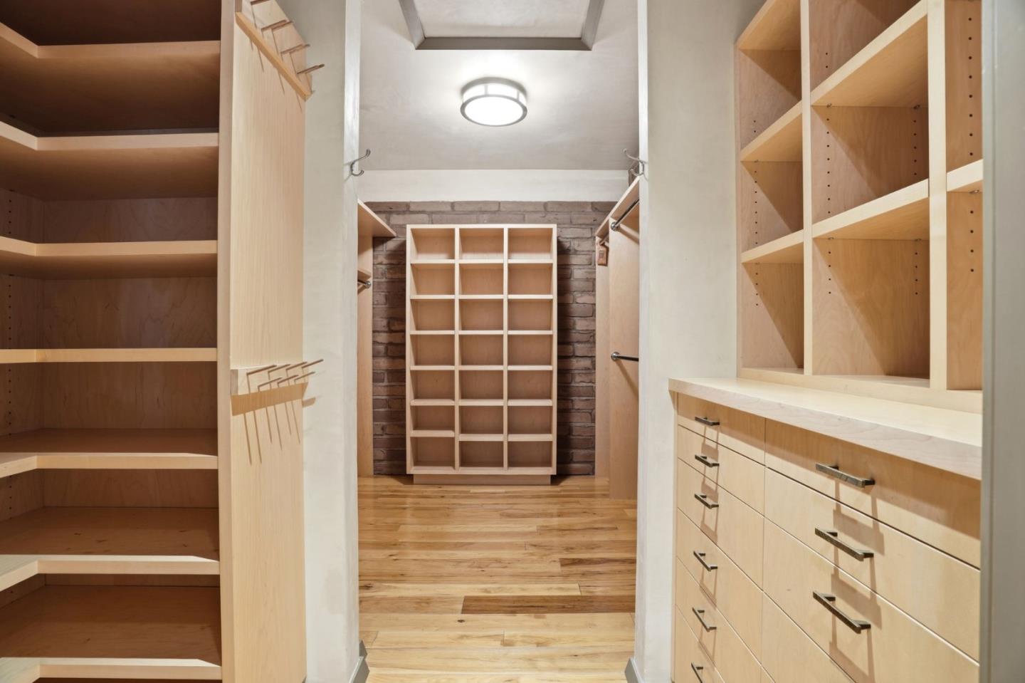 Loyola Drive, Los Altos, CA, 94024