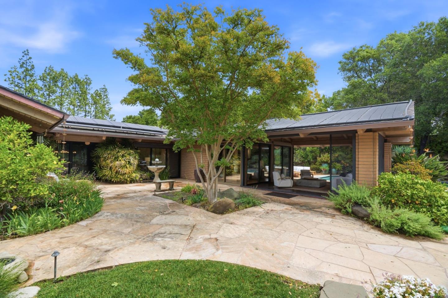 Loyola Drive, Los Altos, CA, 94024