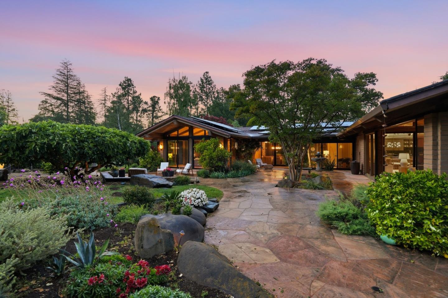 Loyola Drive, Los Altos, CA, 94024