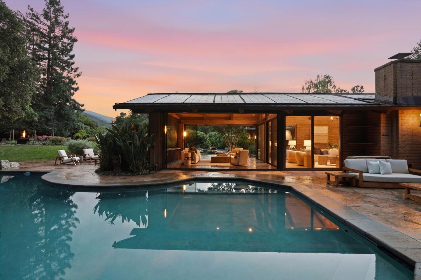 Loyola Drive, Los Altos, CA, 94024