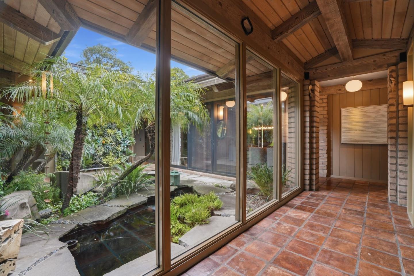 Loyola Drive, Los Altos, CA, 94024