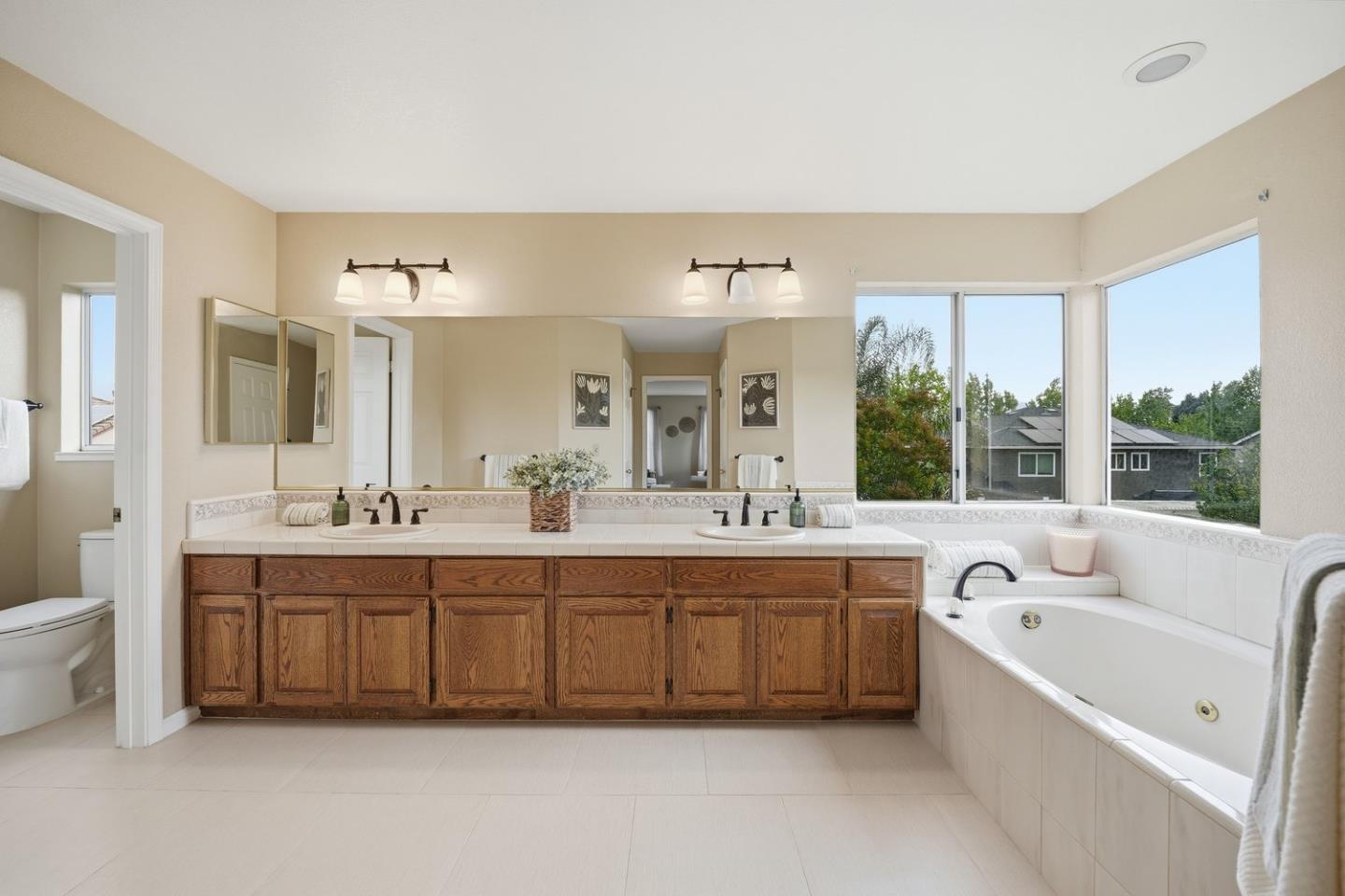 15670 Via Castana, Morgan Hill, CA, 95037
