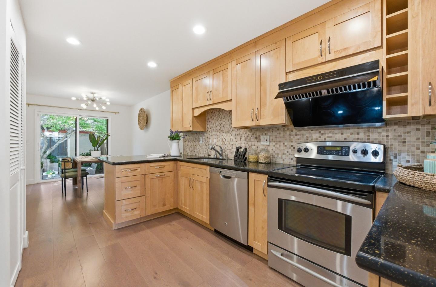 Photo #7: ML82044127 Listing: Photo #7