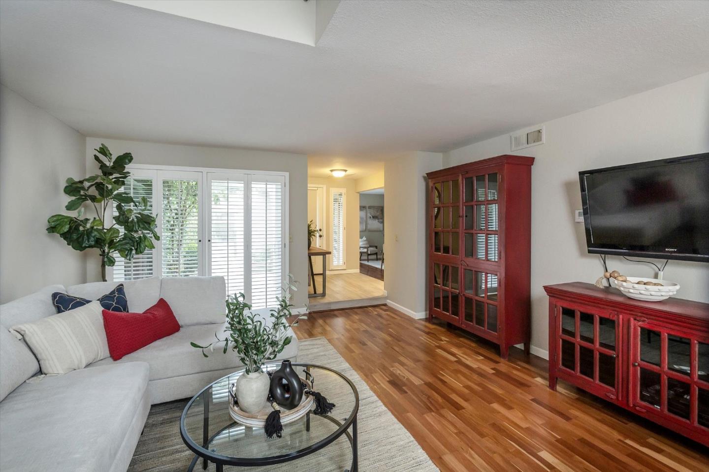 Photo #7: ML82044133 Listing: Photo #7