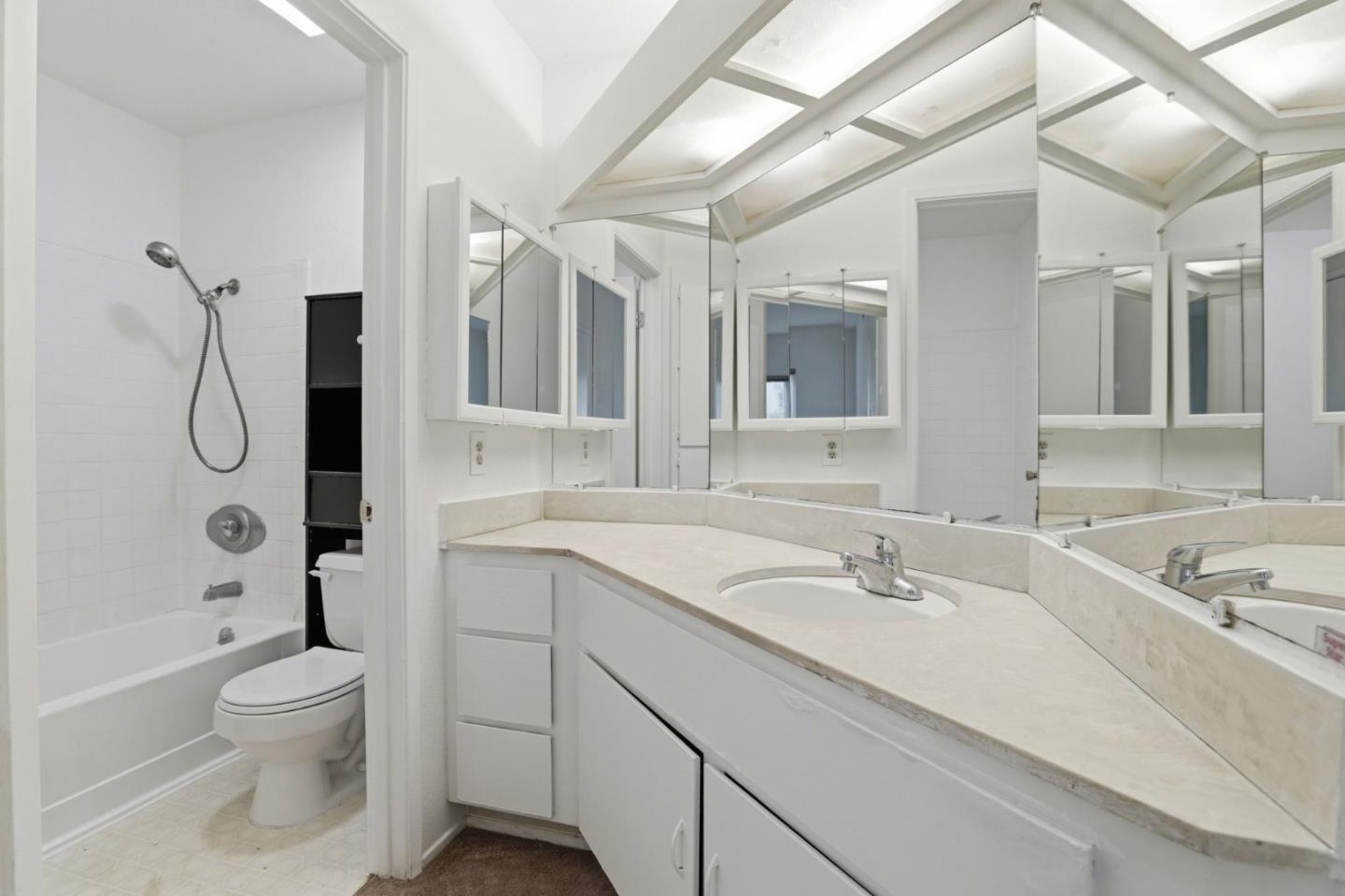 Photo #11: ML82044161 Listing: Photo #11