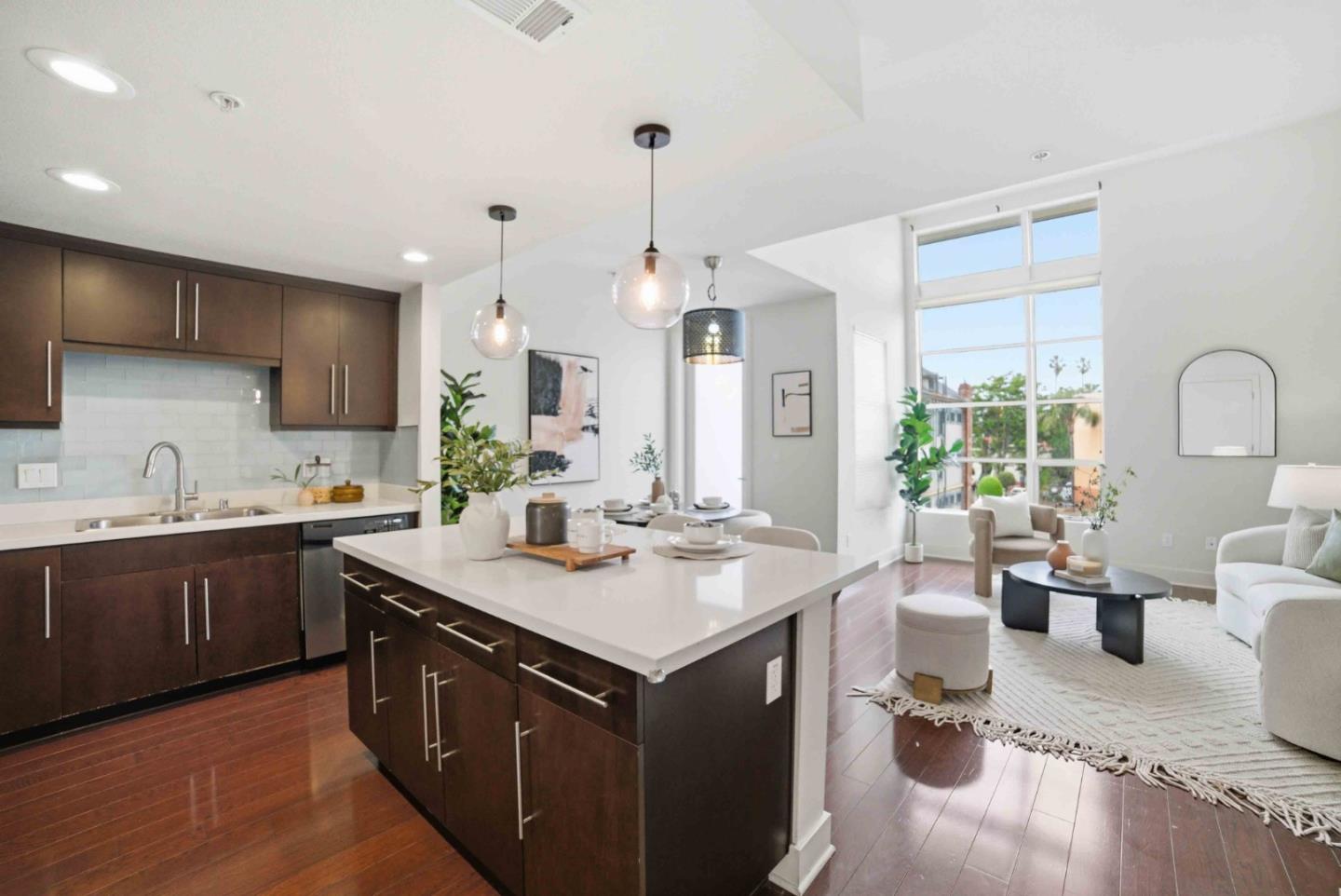 Front Image Thumbnail for ML82044167