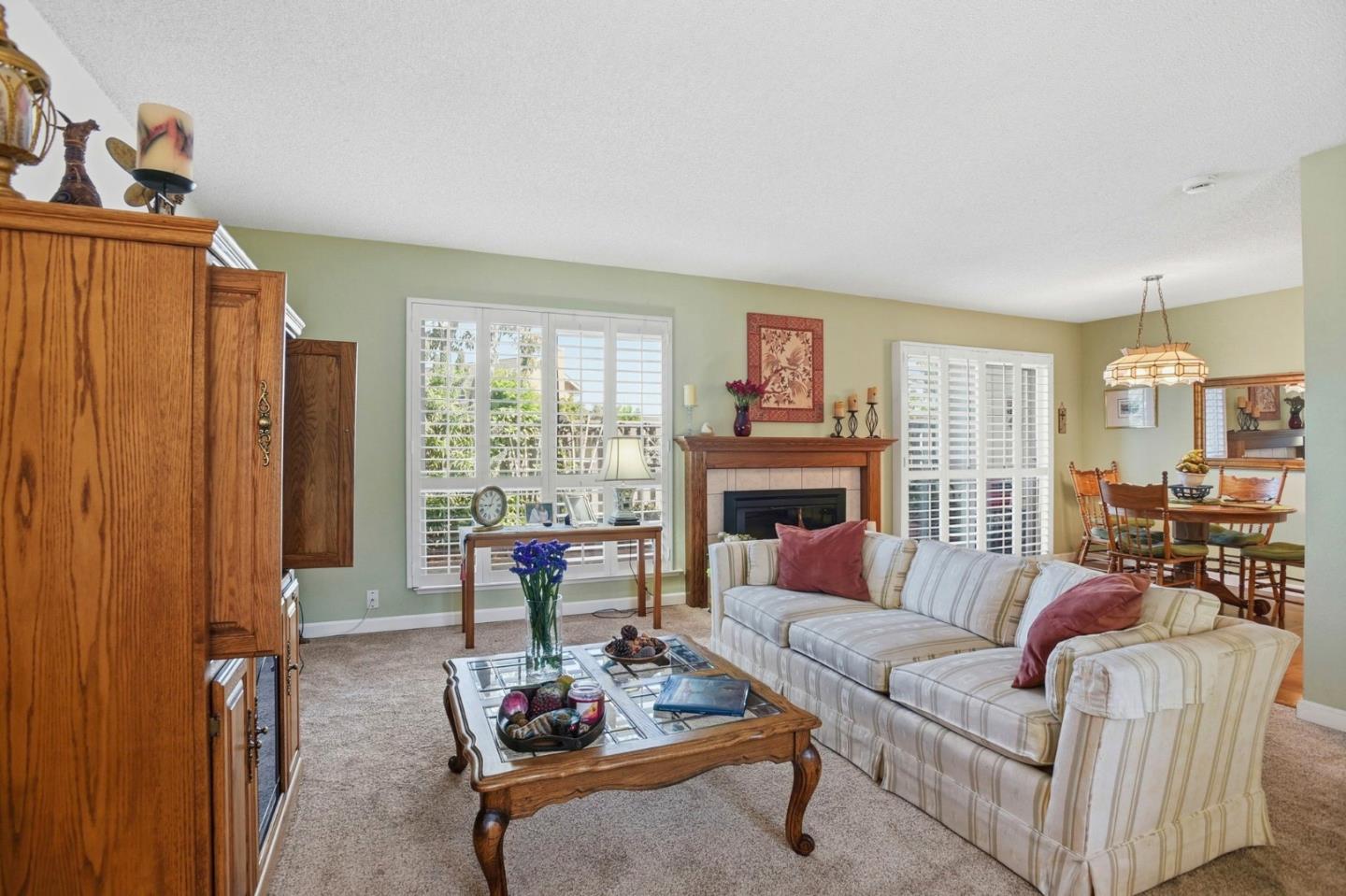 Photo #8: ML82044172 Listing: Photo #8