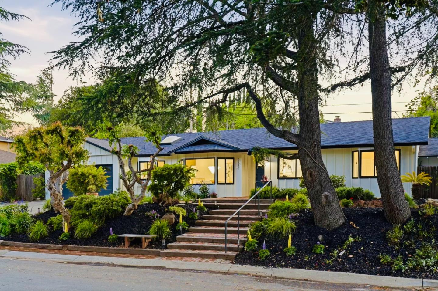 Front Image Thumbnail for ML82044178