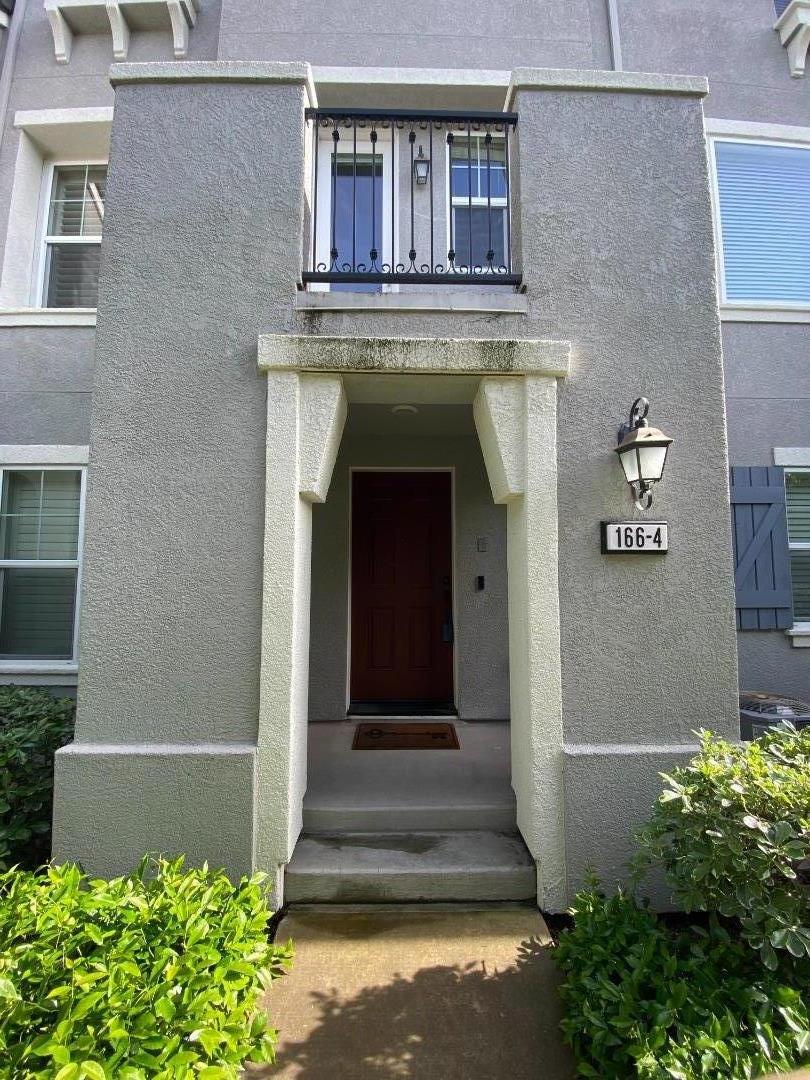 Front Image Thumbnail for ML82044180