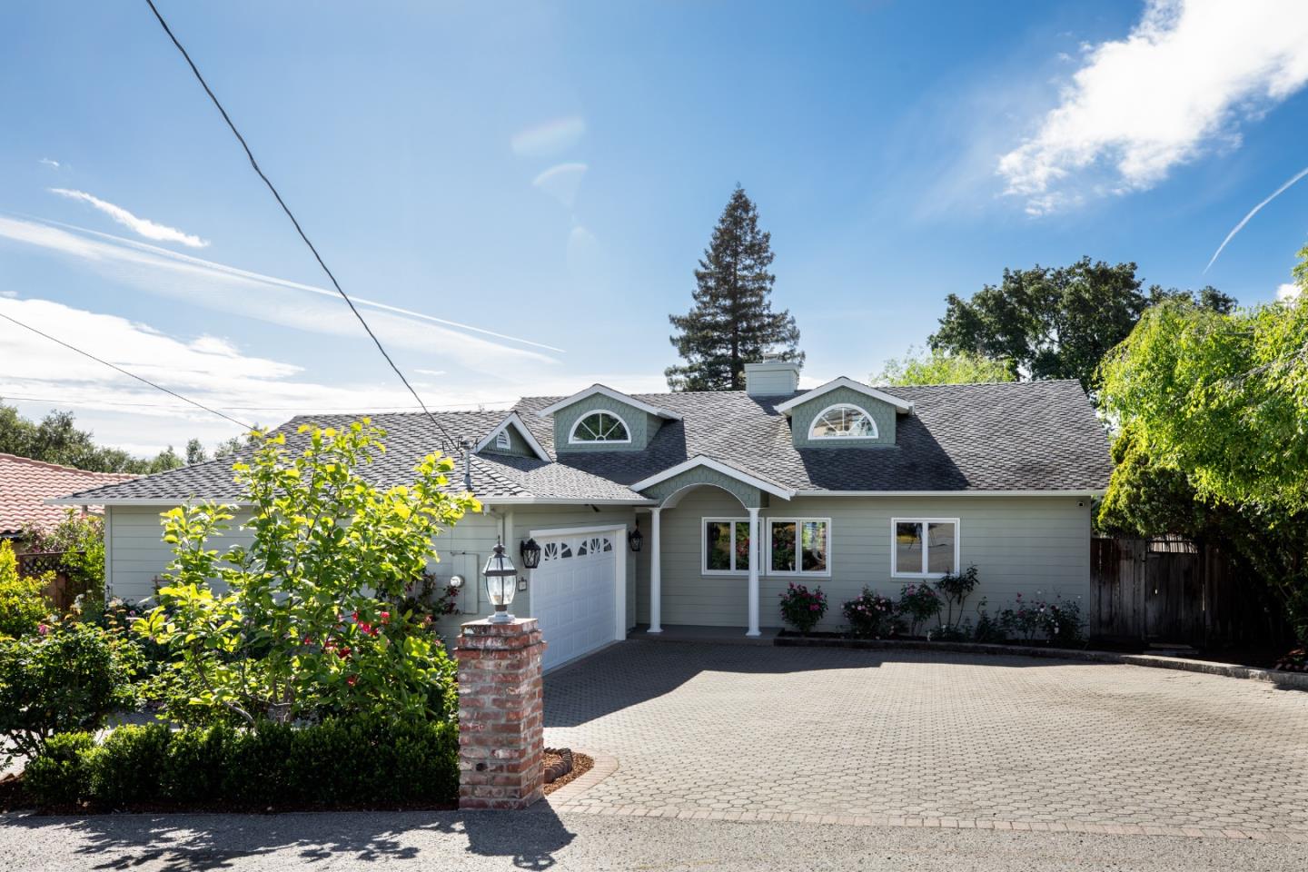 Front Image Thumbnail for ML82044202