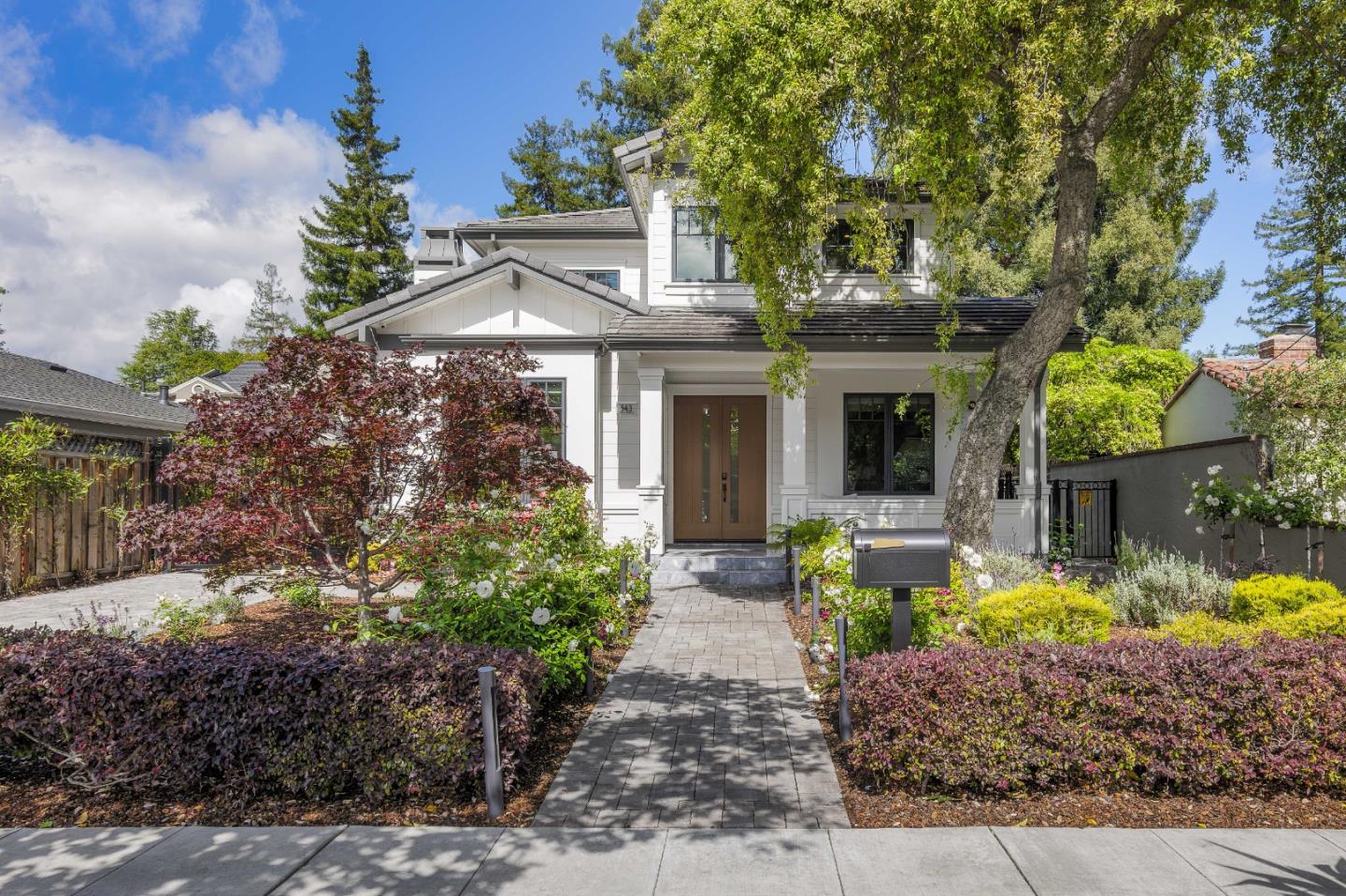 Front Image Thumbnail for ML82044206