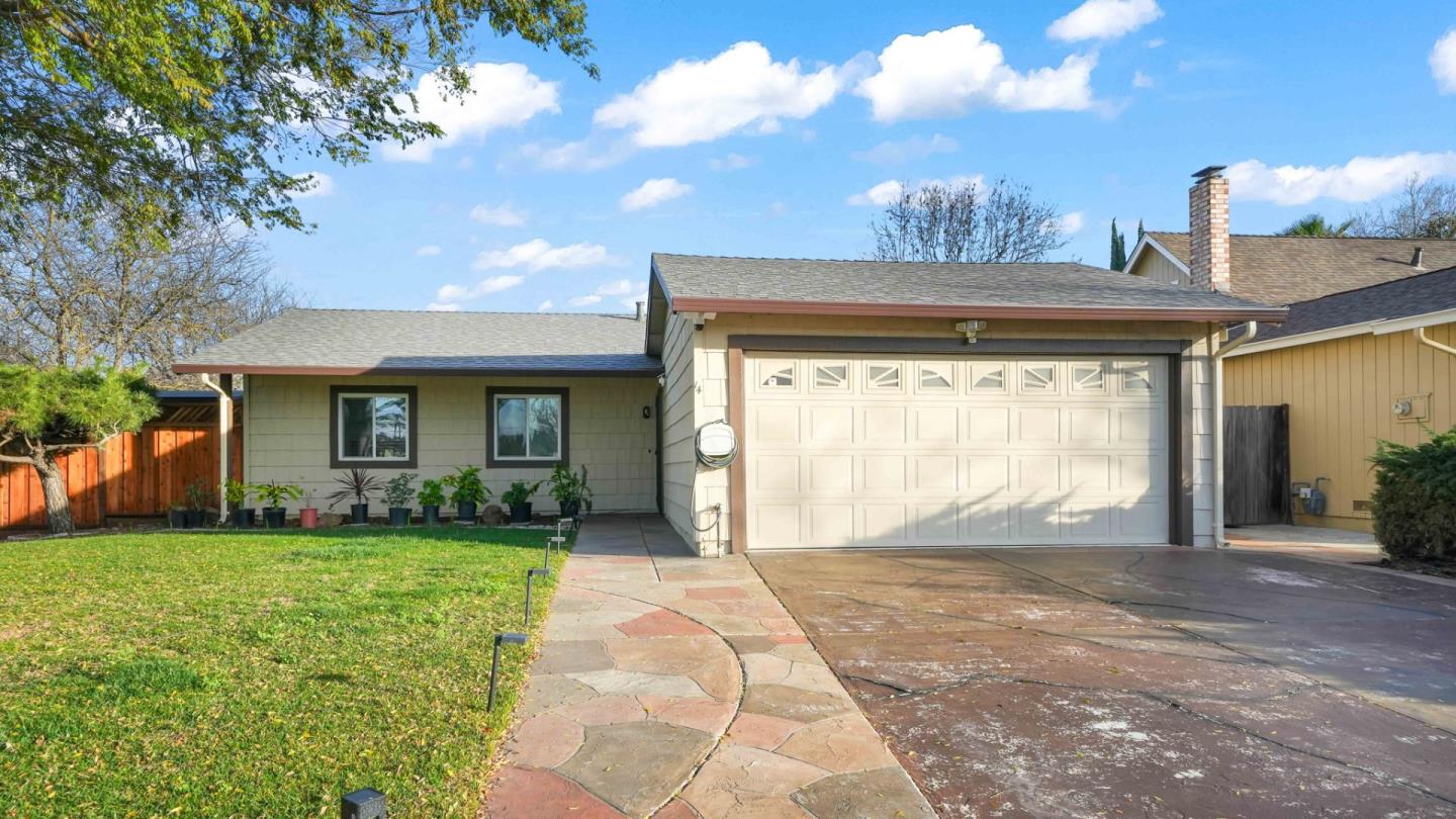 Front Image Thumbnail for ML82044216