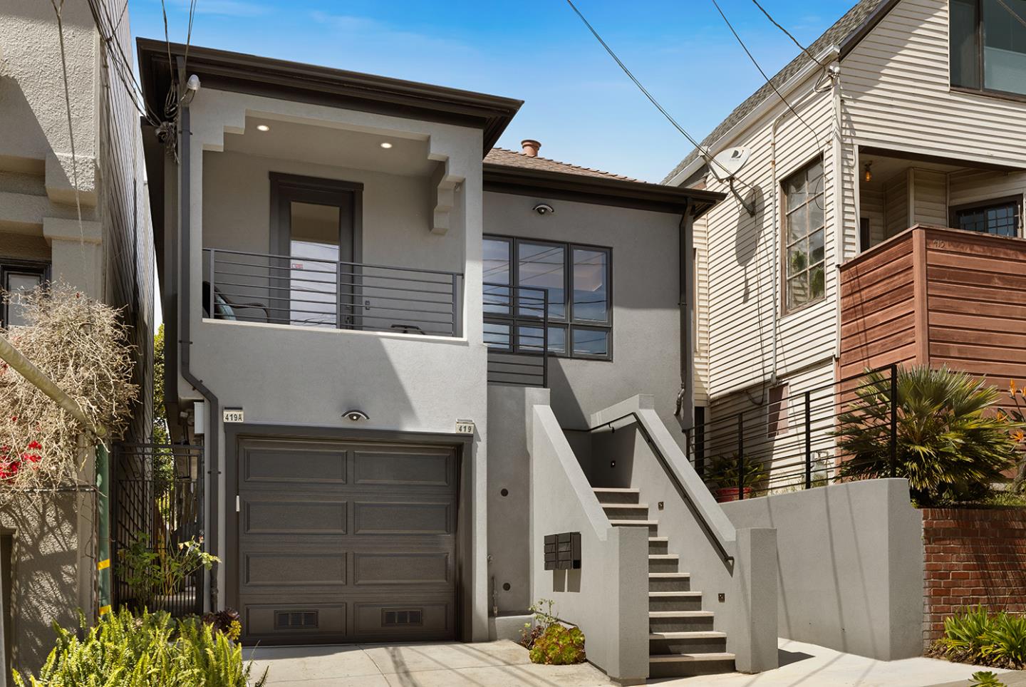 Front Image Thumbnail for ML82044224