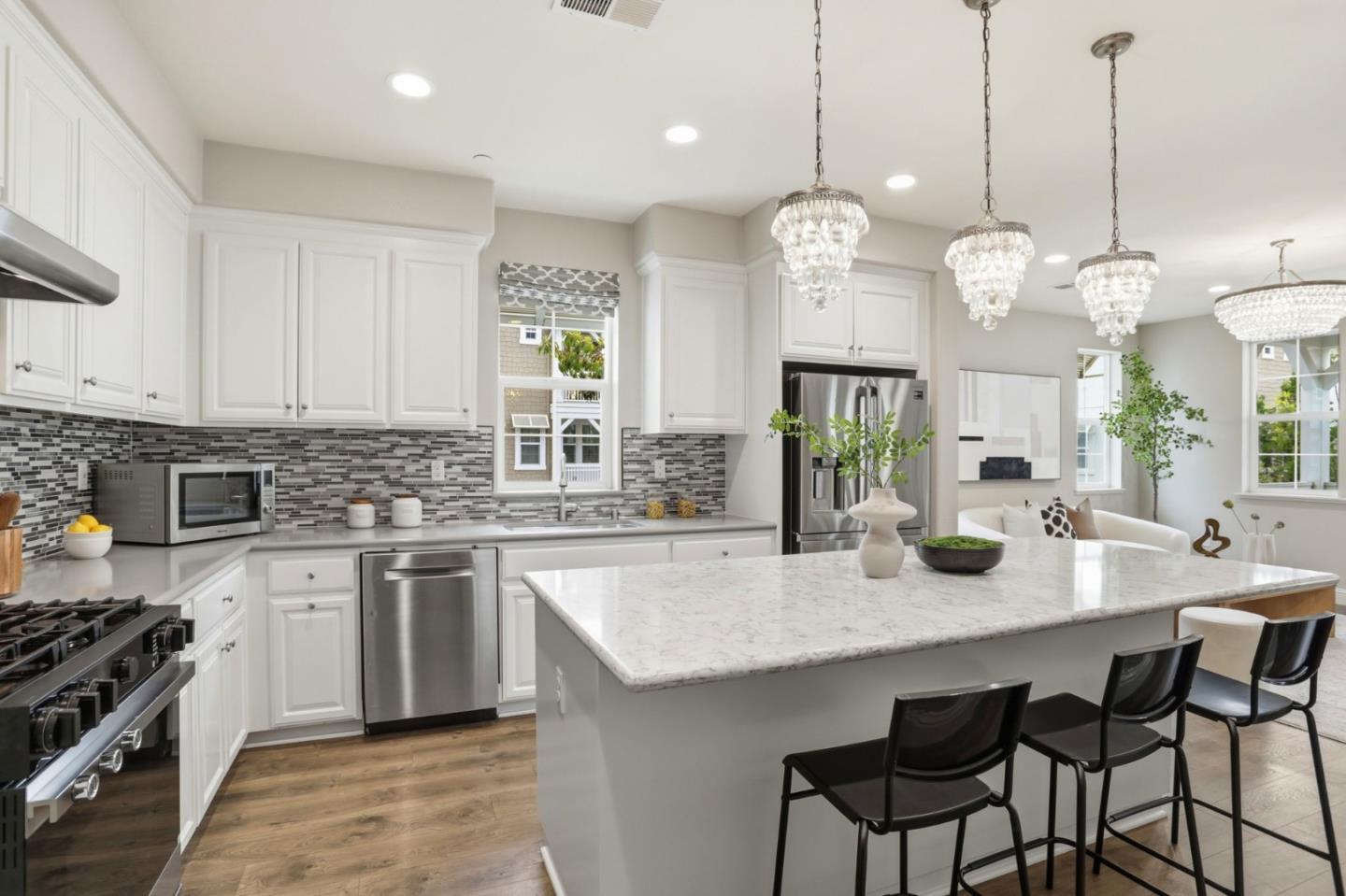 Photo #15: ML82044236 Listing: Photo #15