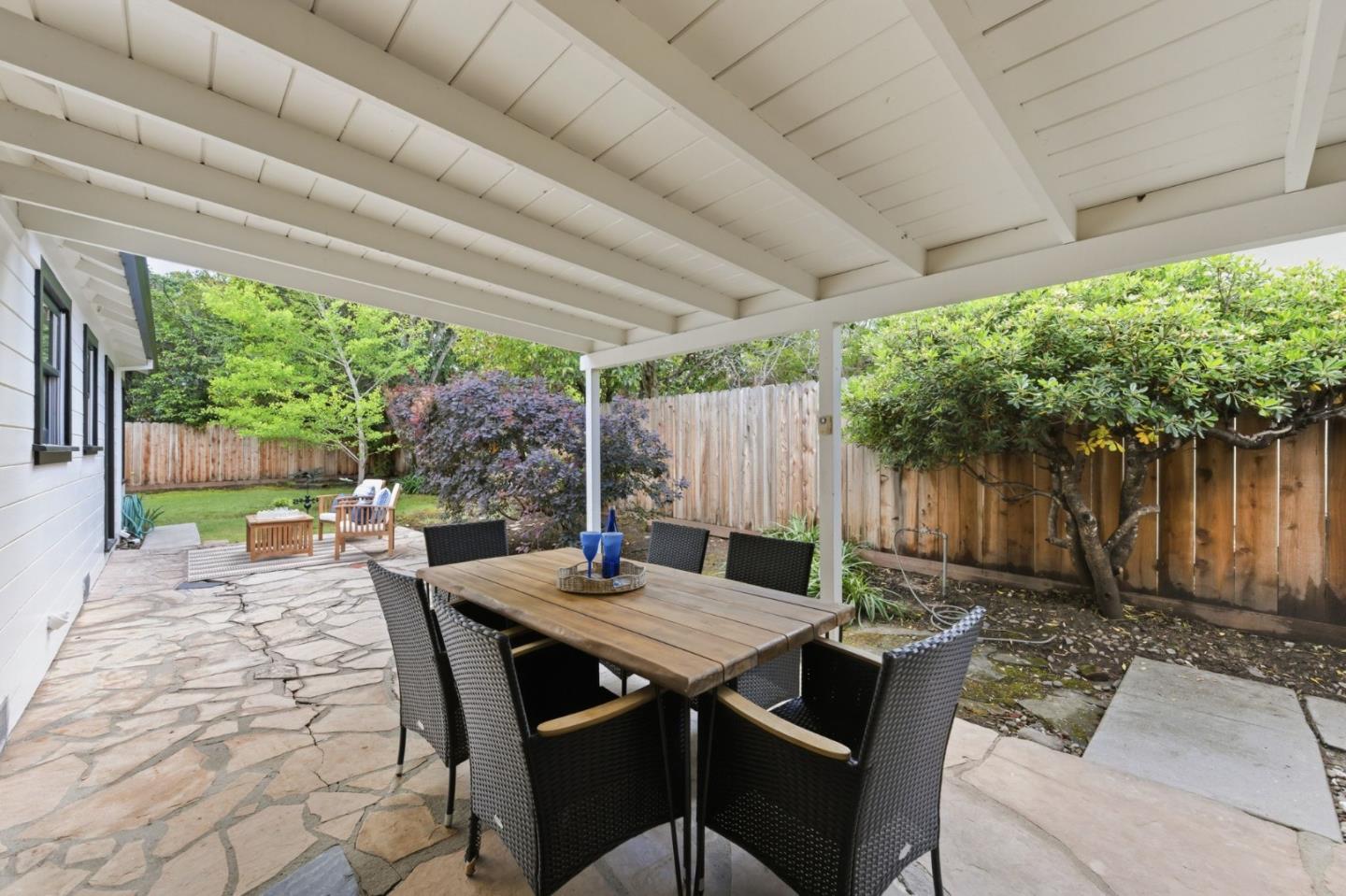 884 Cordilleras Avenue, San Carlos, CA, 94070