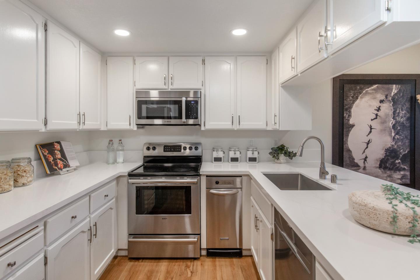 Photo #6: ML82044243 Listing: Photo #6