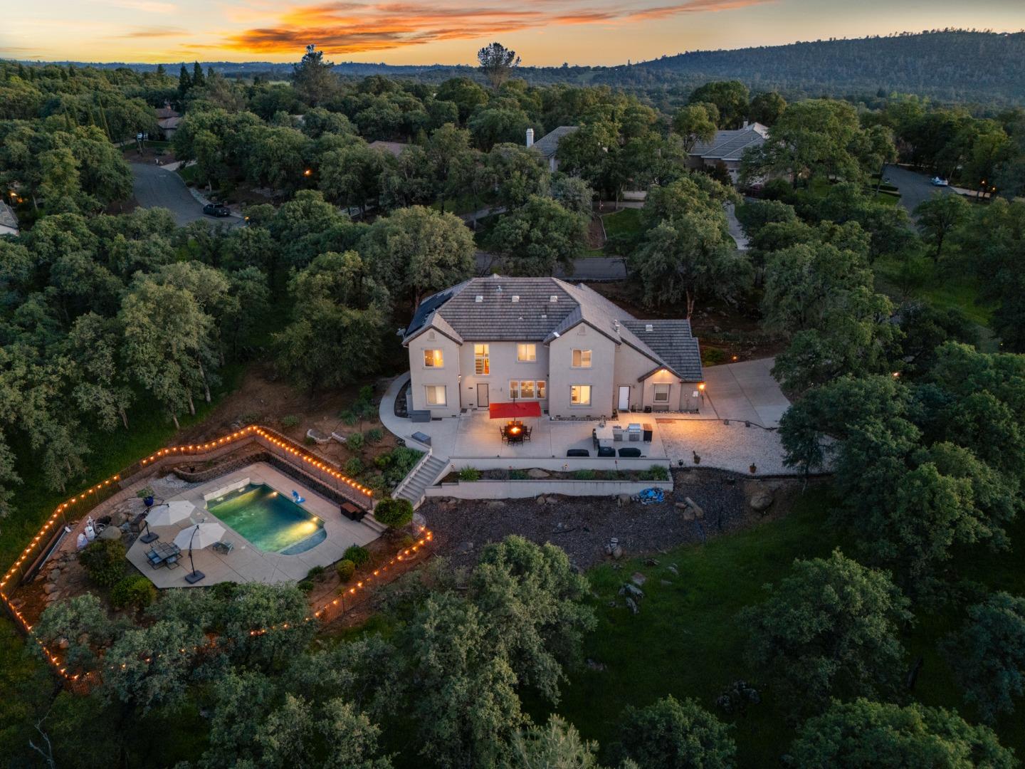 Front Image Thumbnail for ML82044247