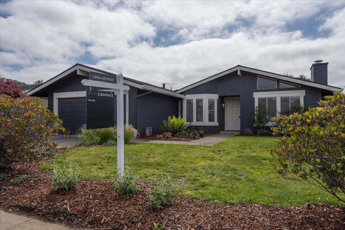 Front Image Thumbnail for ML82044248