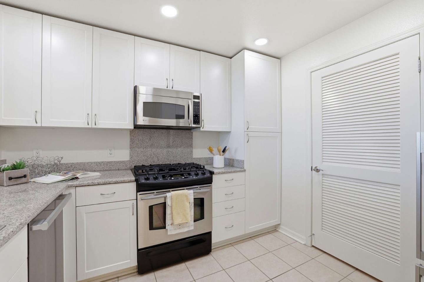 Photo #10: ML82044249 Listing: Photo #10