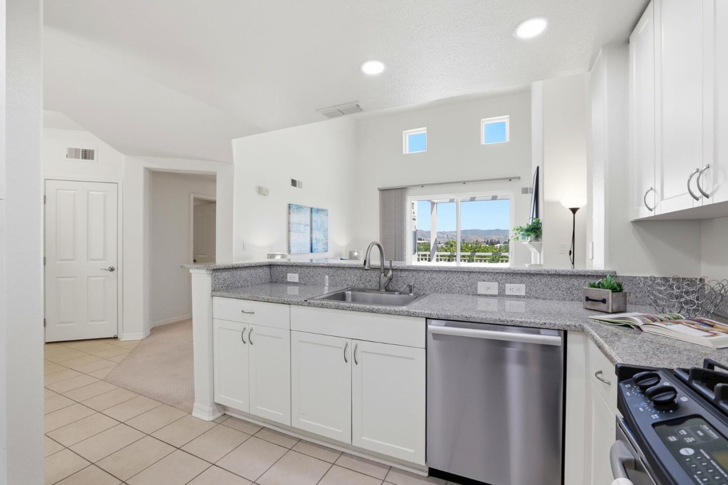 Photo #12: ML82044249 Listing: Photo #12