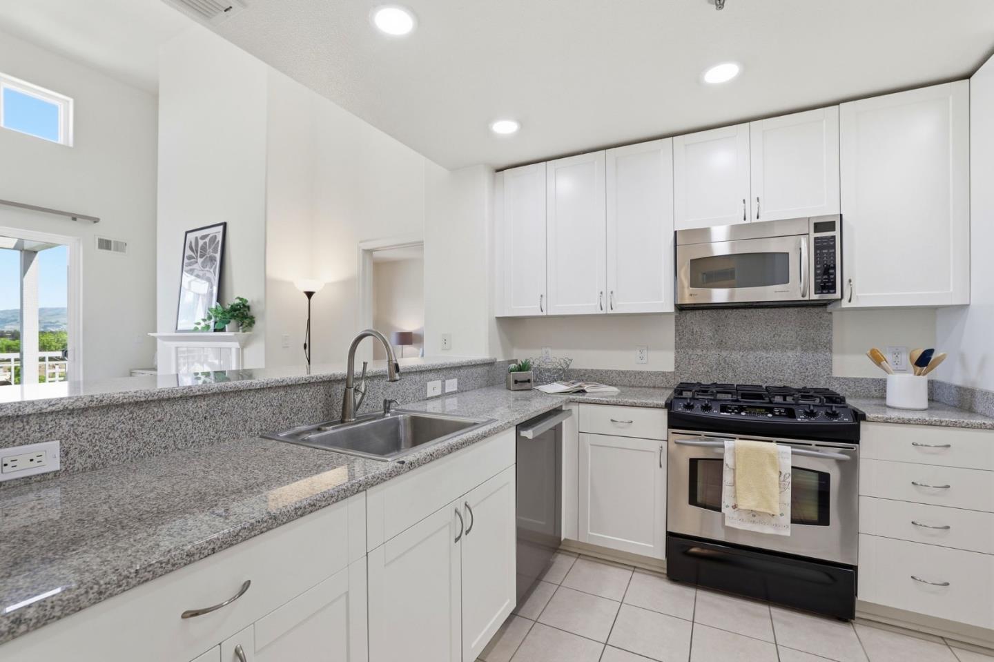 Photo #13: ML82044249 Listing: Photo #13