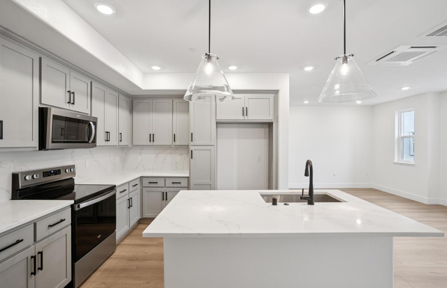 Photo #25: ML82044250 Listing: Photo #25