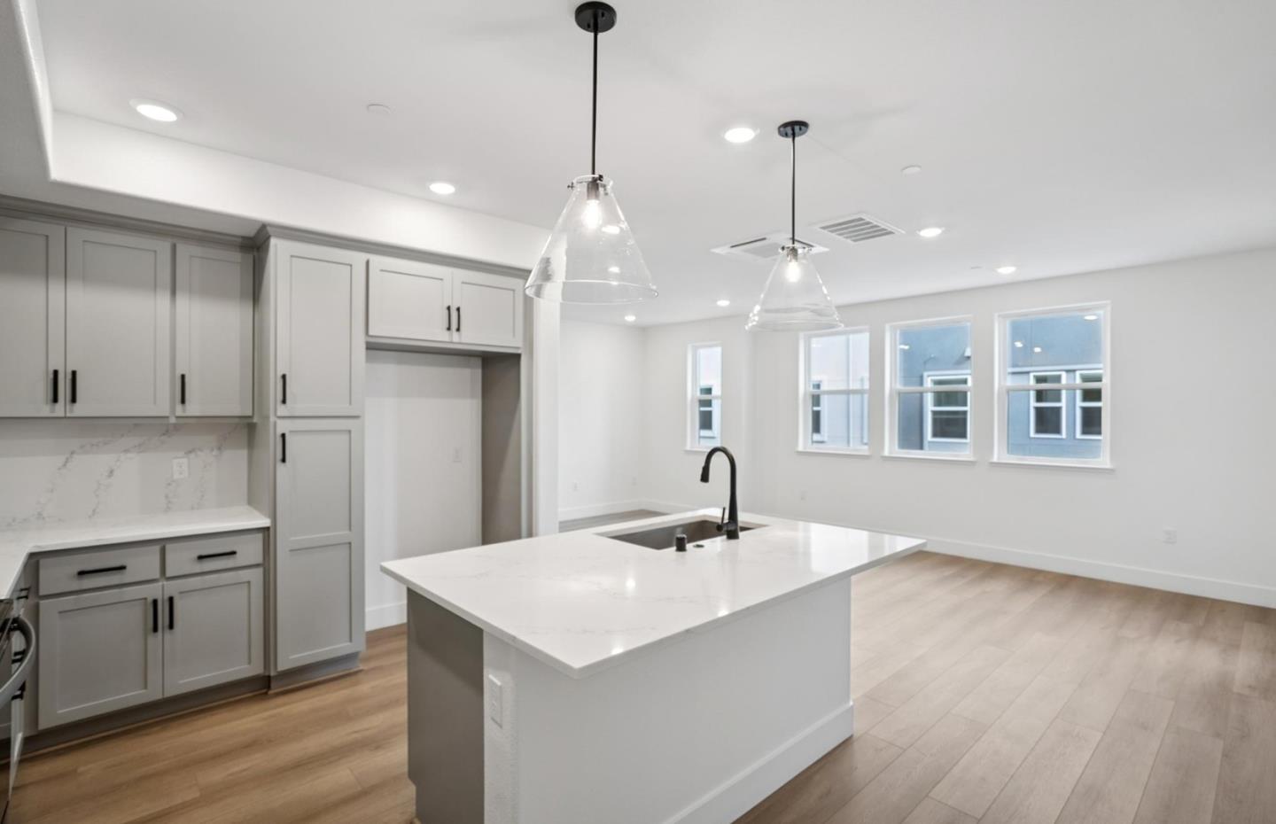 Photo #26: ML82044250 Listing: Photo #26