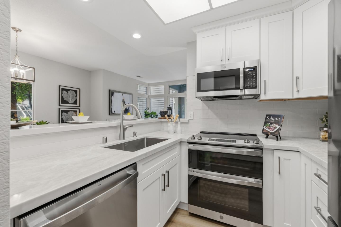 Photo #11: ML82044252 Listing: Photo #11