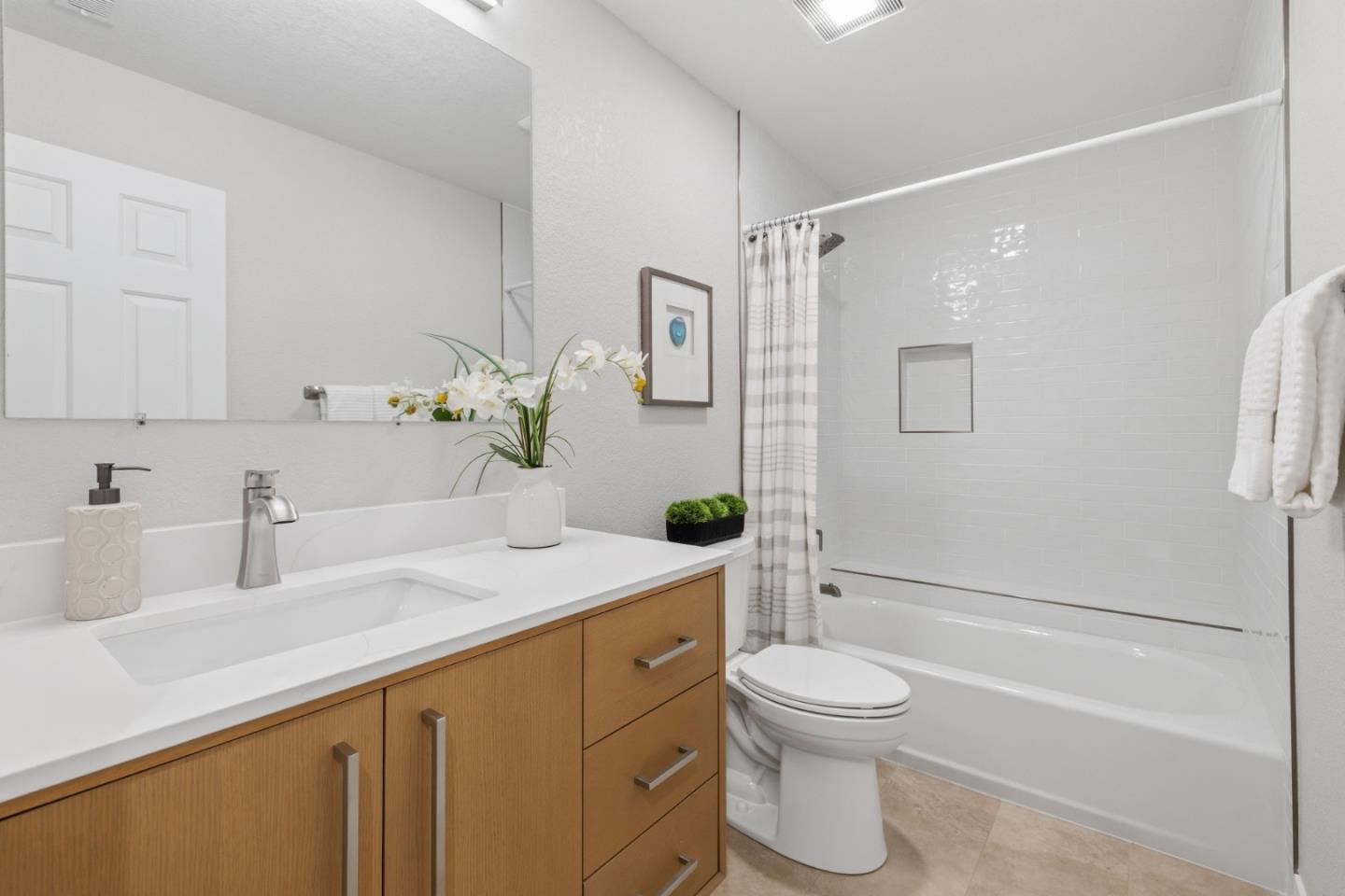 Photo #17: ML82044252 Listing: Photo #17