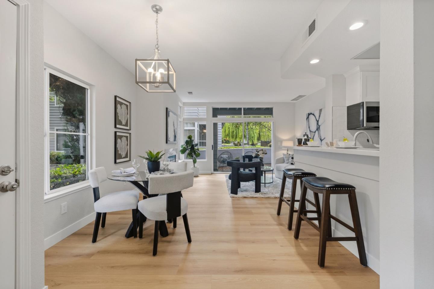 Photo #4: ML82044252 Listing: Photo #4