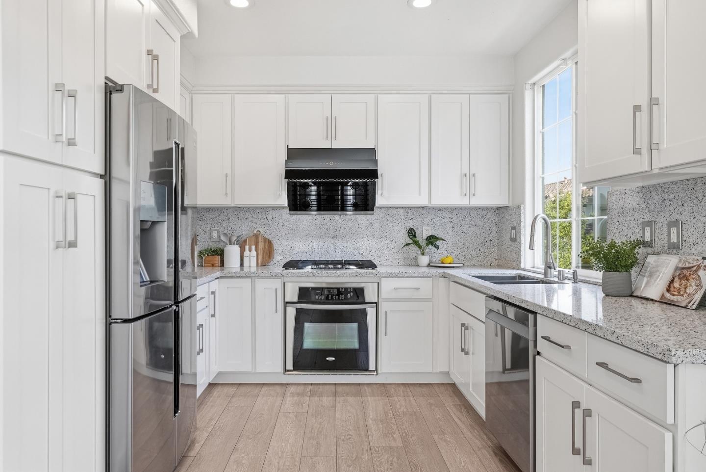 Photo #11: ML82044259 Listing: Photo #11