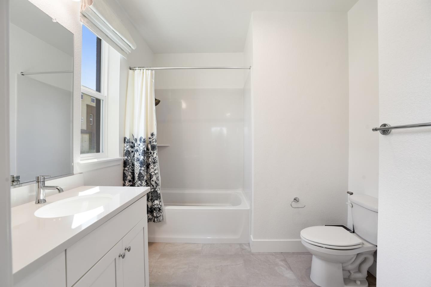 Photo #5: ML82044262 Listing: Photo #5