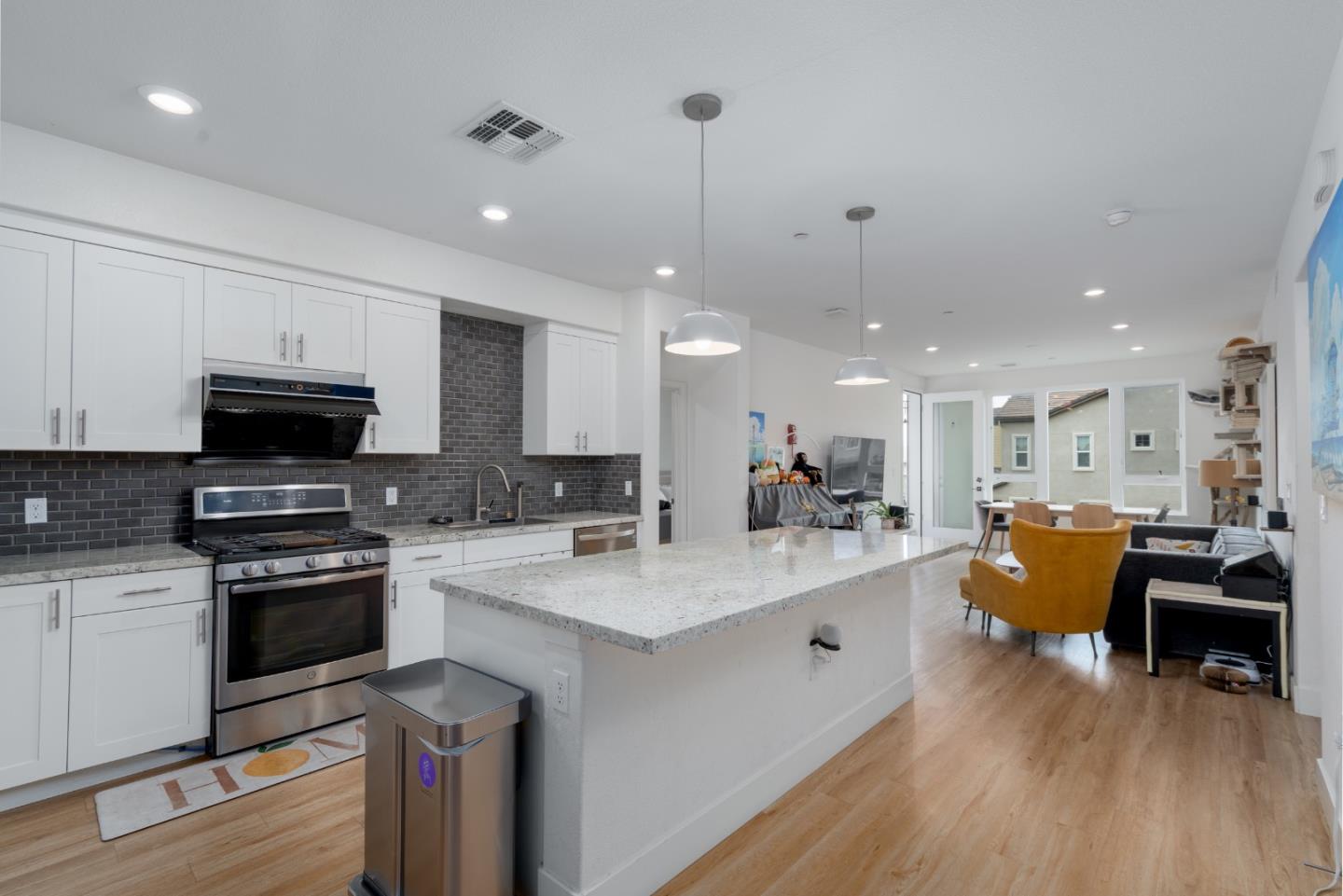 Photo #6: ML82044264 Listing: Photo #6