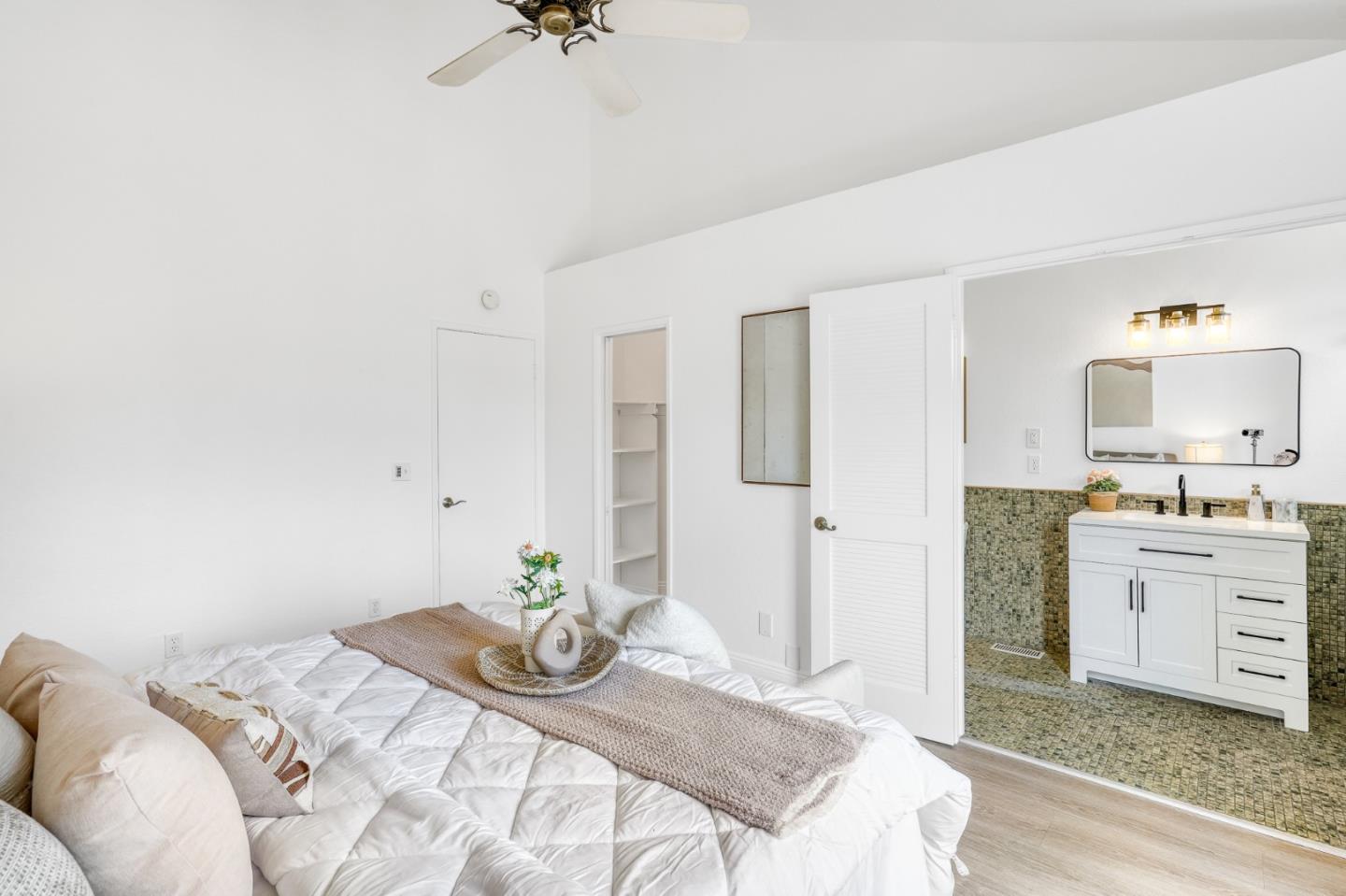 Photo #18: ML82044277 Listing: Photo #18