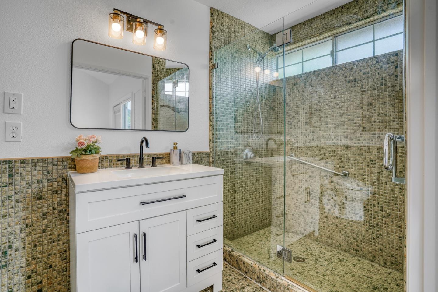 Photo #19: ML82044277 Listing: Photo #19