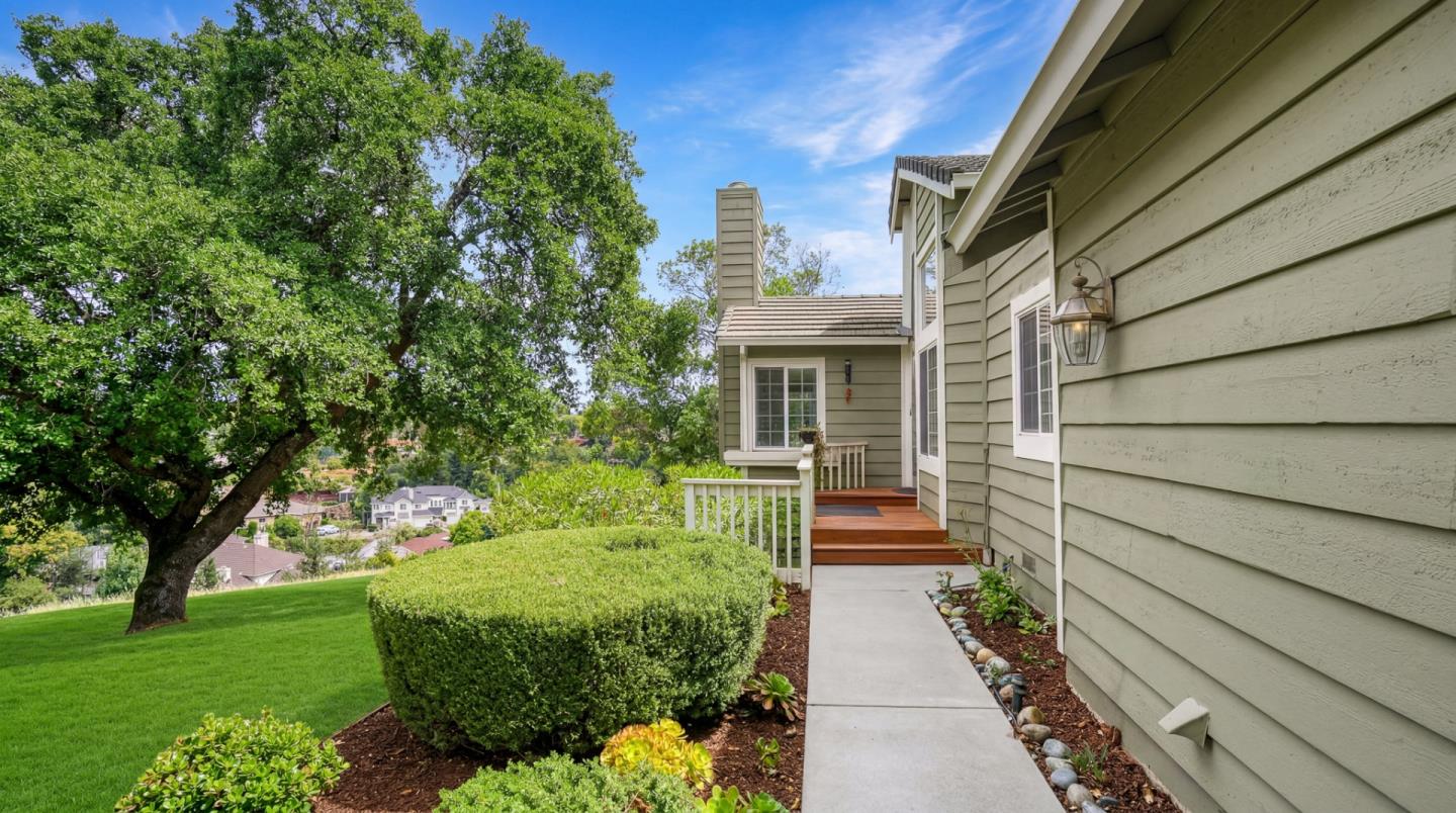 Photo #5: ML82044277 Listing: Photo #5