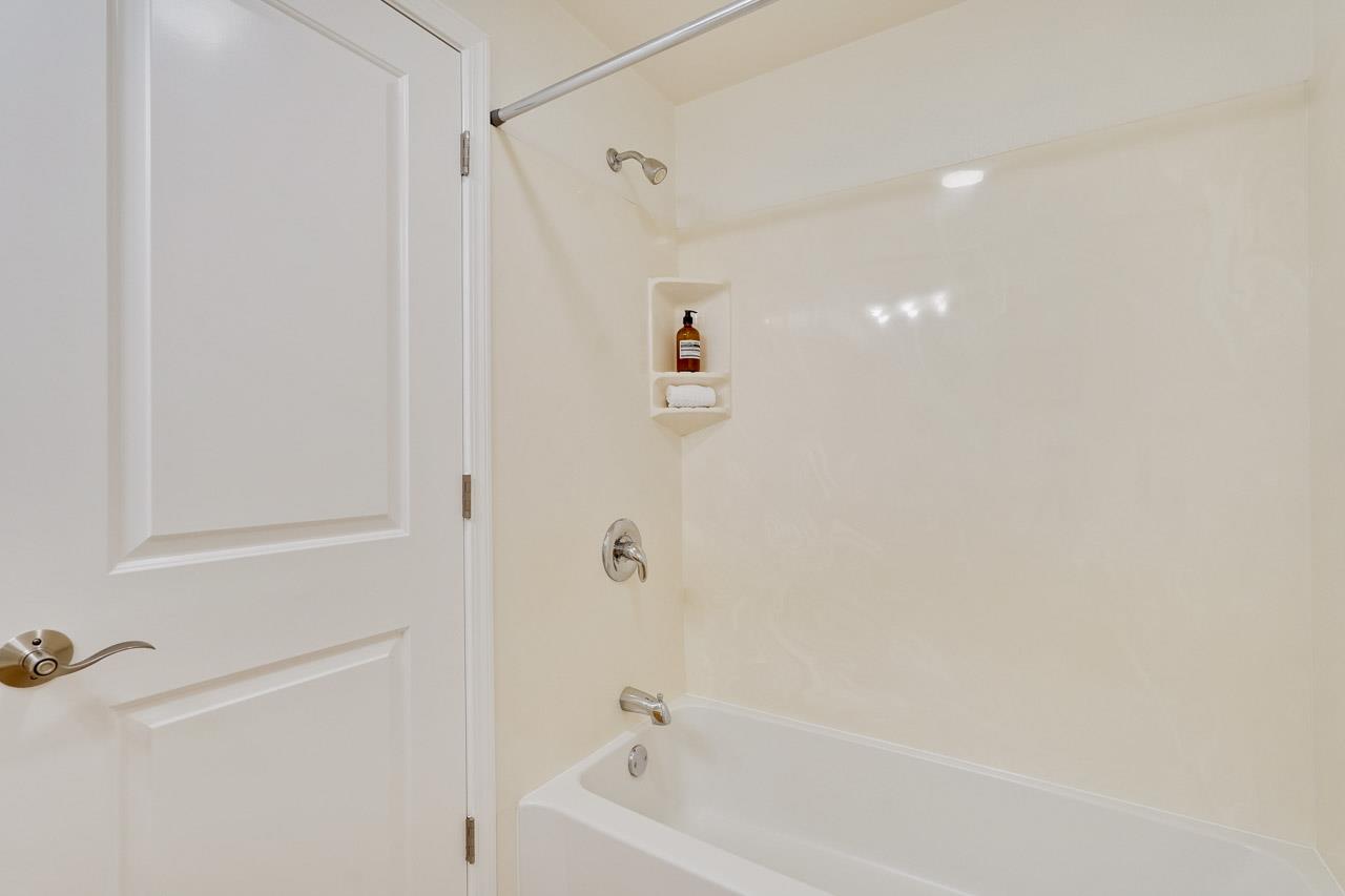 Photo #21: ML82044287 Listing: Photo #21