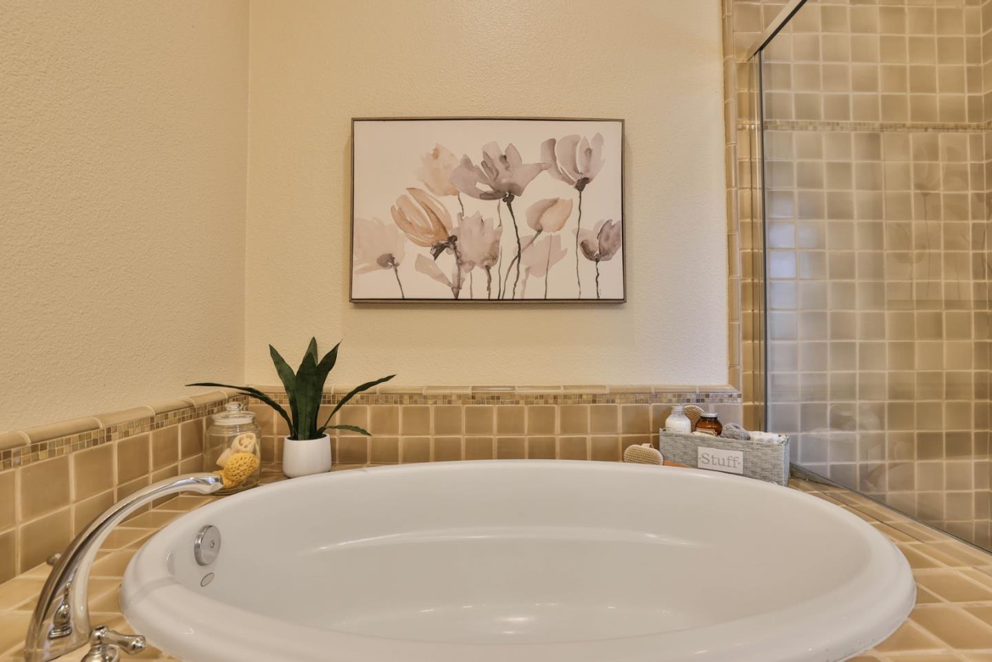 Photo #19: ML82044288 Listing: Photo #19