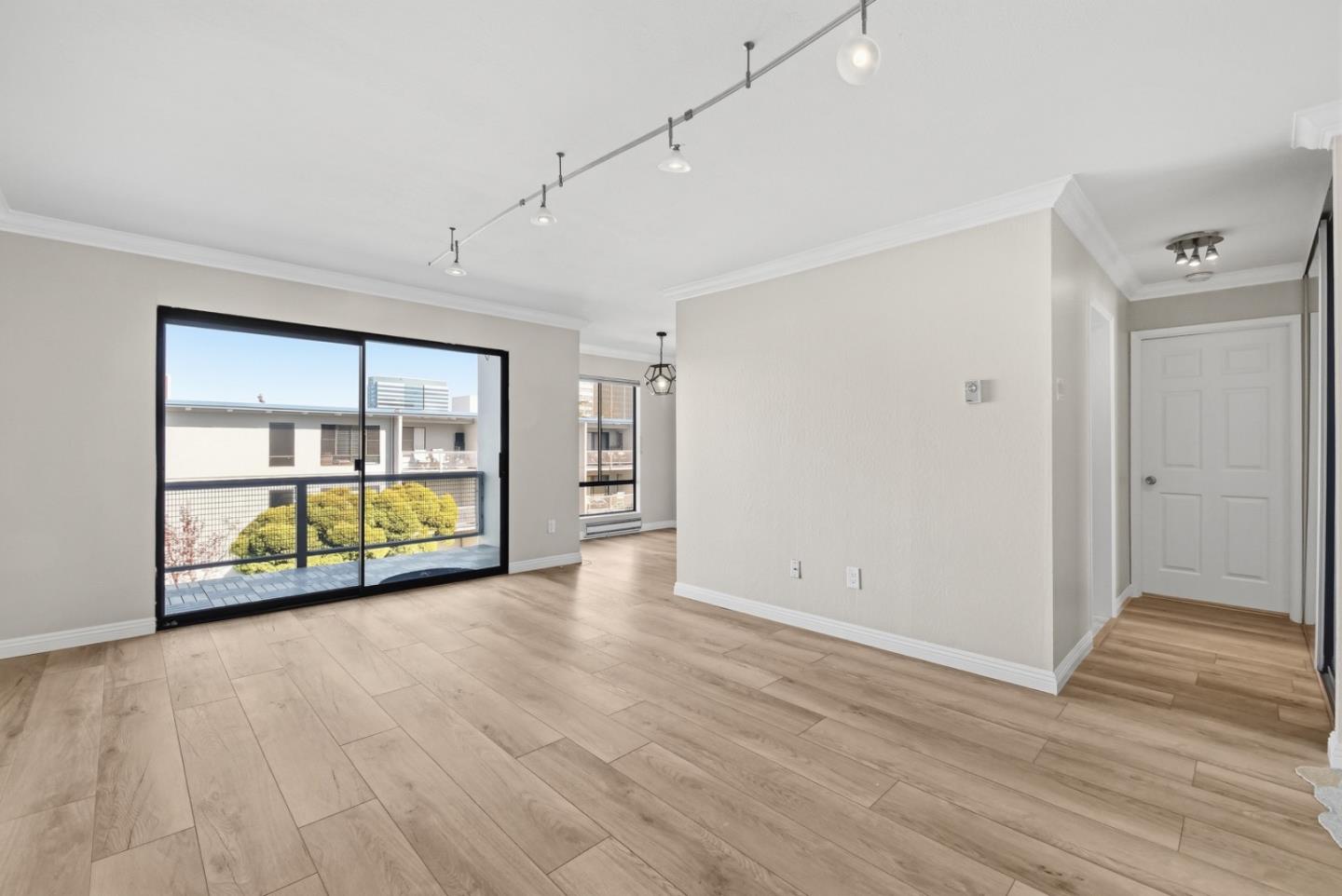 8 Commodore Drive UNIT C457, Emeryville, CA, 94608